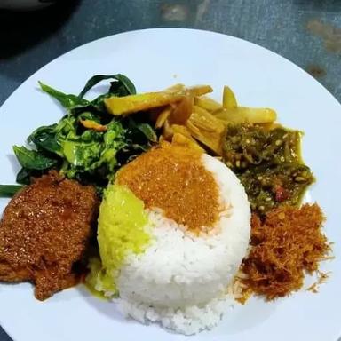 RUMAH MAKAN TAKANA JUO