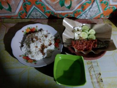 WARUNG NASI KOPLAK SAMBAL BOHAY