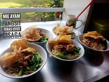 TERAS UYUT CISAGA MIE AYAM PANGSIT BASO