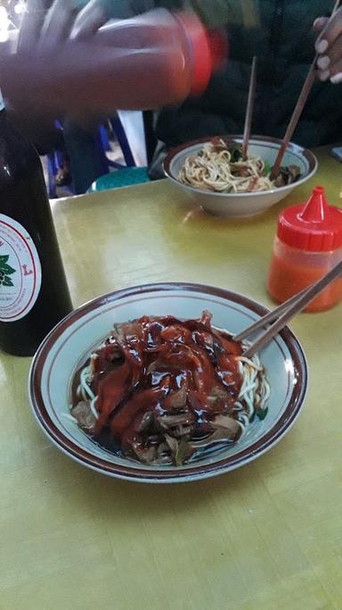 MIE AYAM SIMANIS