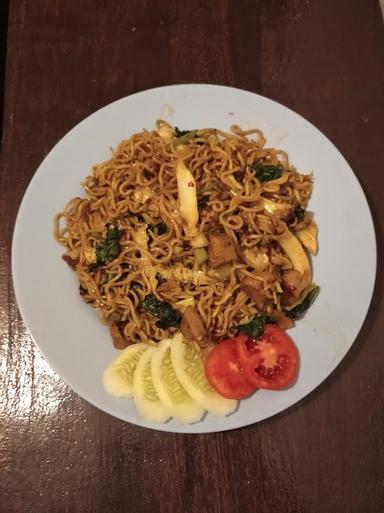 NASI GORENG LAPAK