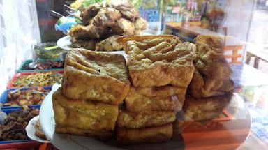 WARUNG NASI MASAKAN KHAS SUNDA