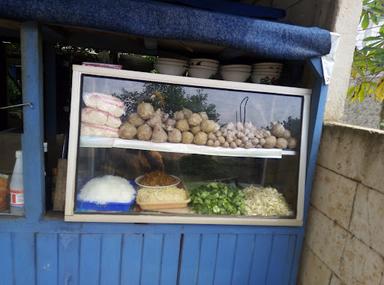 MIE AYAM BAKSO DAN KETRING MBA SUM