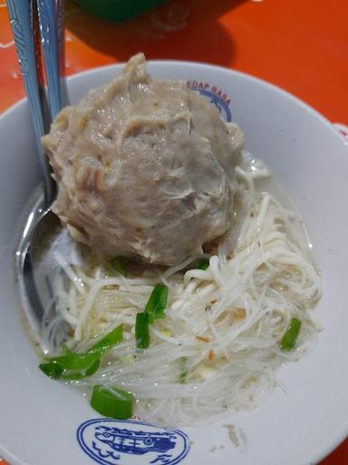 MIE AYAM DAN BAKSO SOLO CIBODAS