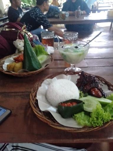 RUMAH MAKAN SULLTAN