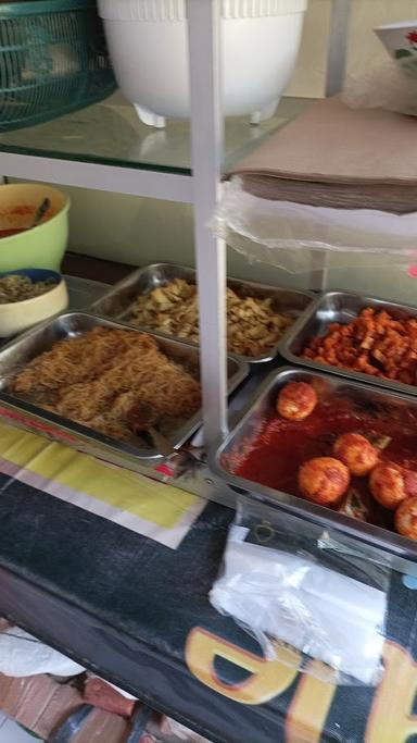 WARUNG NASI IBU UPI NASI KUNING UDUK GORENGAN KETAN LONTONG ULI