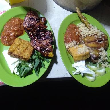 WARUNG PECEL LELE TIGA SAUDARA 86