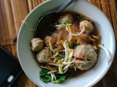 BAKSO LAPANGAN