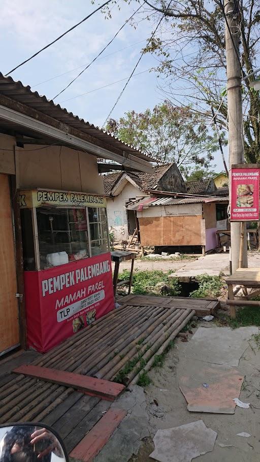 PEMPEK PALEMBANG MAMA FAREL