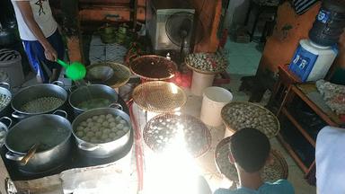 BAKSO MIE AYAM SUGIH RASA