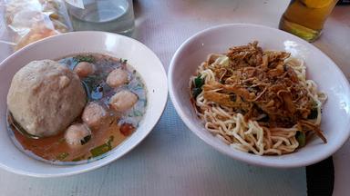 MIE BASO & MIE AYAM KEPO (MAS FADHIL)