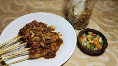 SATE BUMBU JOGJA MAS AGUS