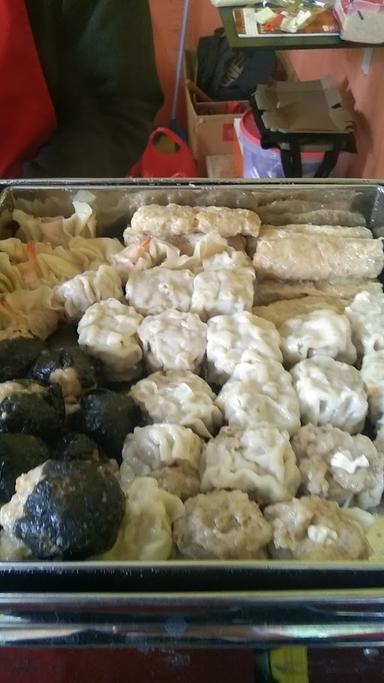 DIMSUM SNACK ANDALANKU DAN TEH MANIS JUMBO CITEUREUP