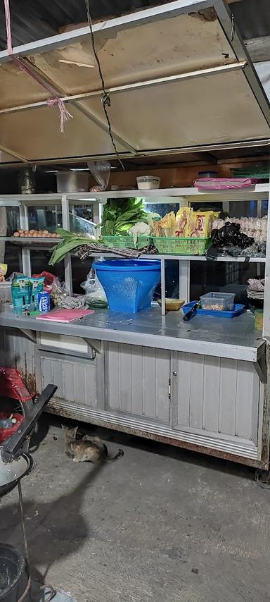 AL-HIKMAH FOODCOURT, BURUNG PUYUHAN, NASI GORENG