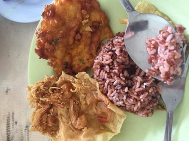 AYAM GORENG BERKAH