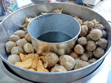 BAKSO DEN BAGUS KHAS MALANG