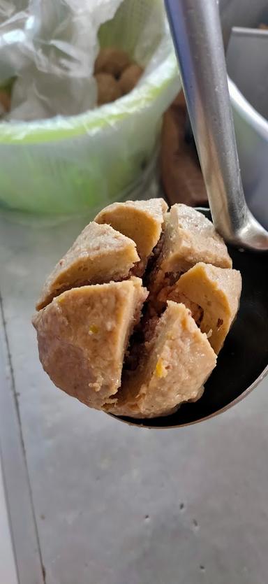 BAKSO JUMBO DAN MIE AYAM