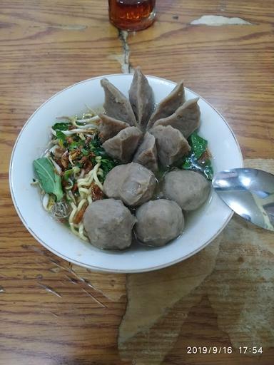 BAKSO & MIE AYAM JAWIR