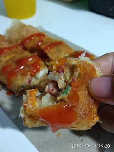 MARTABAK TELUR MINI 666