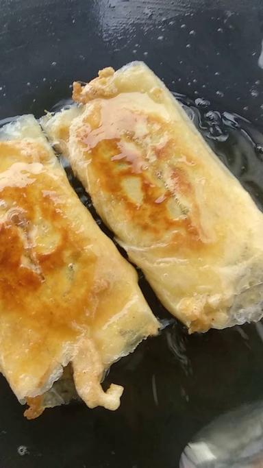 MARTABAK TELUR MINI 666