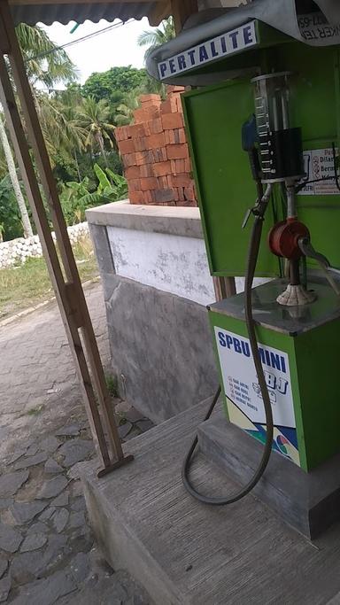 WARUNG RITEL IBU JARIYAH