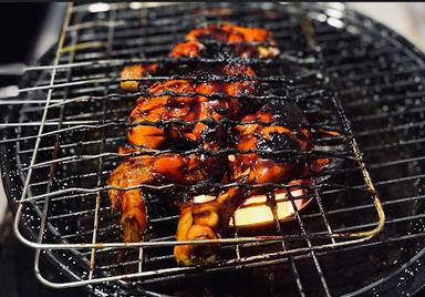 AYAM BAKAR & GORENG AA