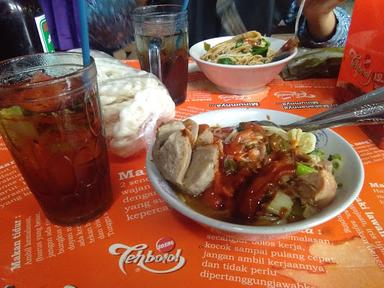 BAKSO BAZAR (MANG DOLIN) CIWARINGIN