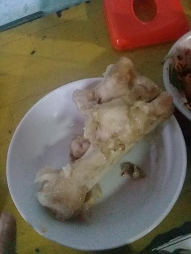 MIE KOCOK KAKI SAPI BOGA RASA