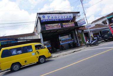 RUMAH MAKAN PANCORAN