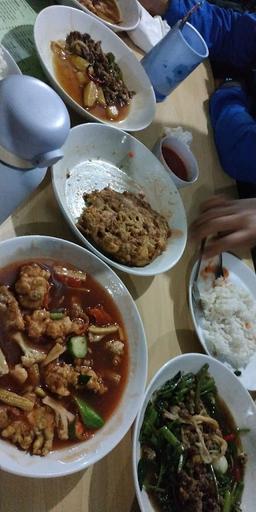 Photo's Seafood Kanayakan