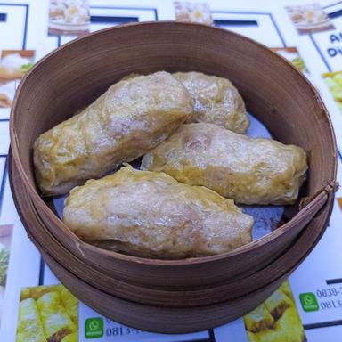 ALIEN DIMSUM