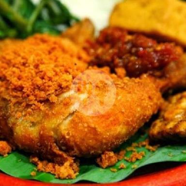 AYAM GORENG PENYET NENG DEVI (IBU YANTI)