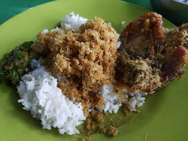 AYAM GORENG SPG