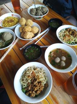 Photo's Bakso Rusuk Samanhudi Dago