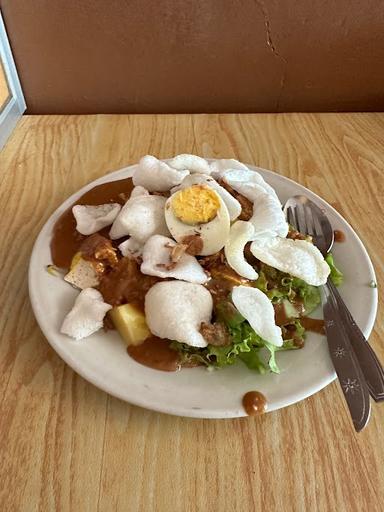 GADO GADO TEUKU ANGKASA