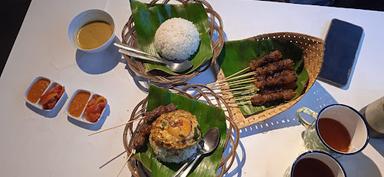 MAJENG MAYENG SATAY KIOSK