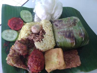 NASI KUNING & UDUK IBU AI