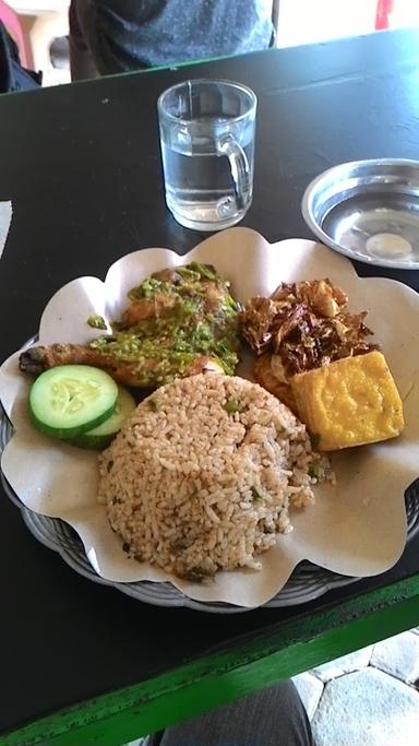 NASI TIMBEL & AYAM GORENG BAGUSRANGIN