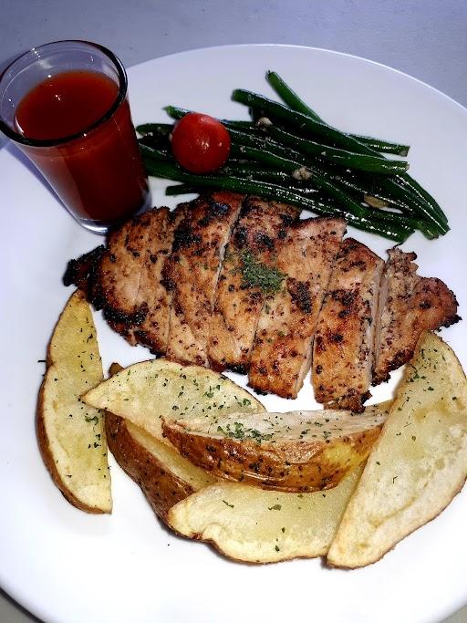 PAPAIS CHICKEN STEAK