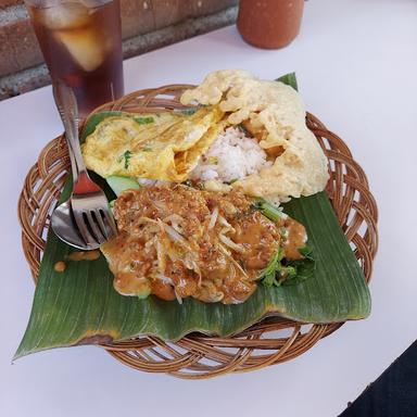 PECEL KEDIRI PAK TONO