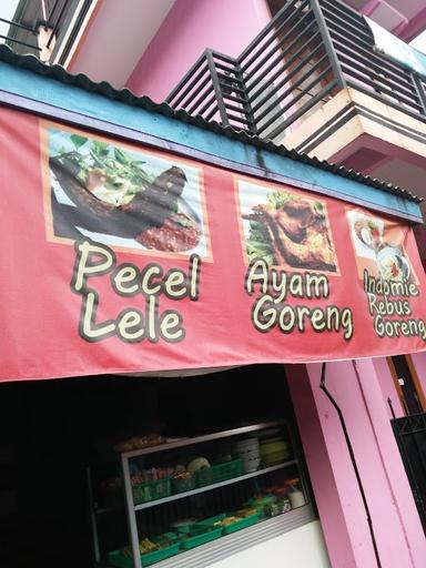 SOTO LAMONGAN DAN AYAM PENYET