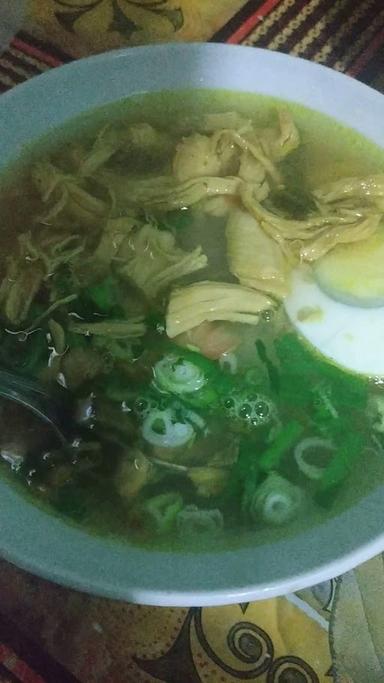 YAN BASO SOLO