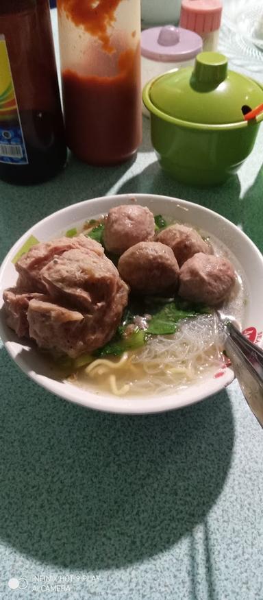 YAN BASO SOLO