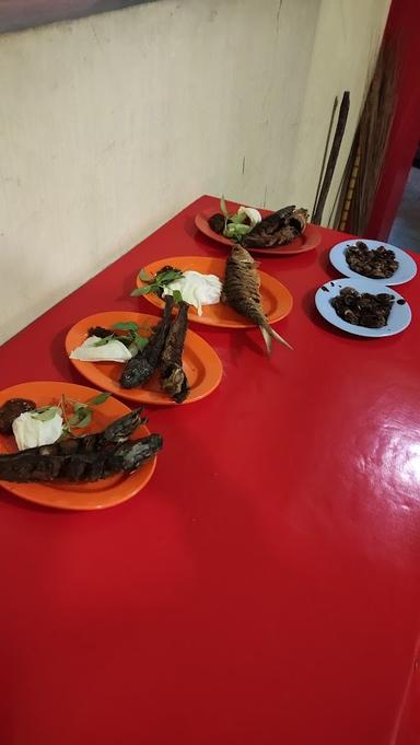 SEAFOOD BERSAUDARA