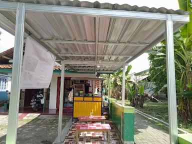 KEDAI SOTO MBA RISNA