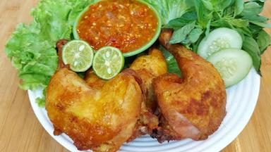 PECEL AYAM & PECEL LELE JANG YUSUF