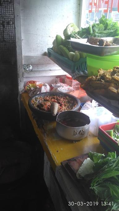 WARUNG NASI PADAJAYA