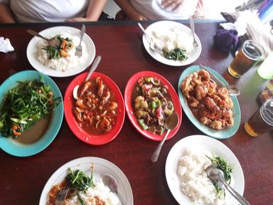 RUMAH MAKAN 99 SEAFOOD