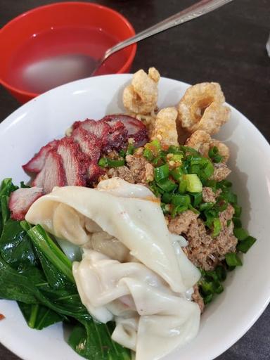 BAKMI DAN NASI CAMPUR SINGKAWANG 89