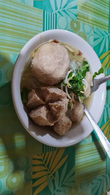 BAKSO BUDHE JUMEAT - JURAGAN MEATBALLS